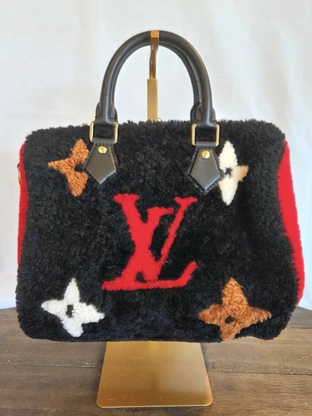 Louis Vuitton Speedy Bandoulière 25 Monogram Teddy Shearling Satchel Full Set